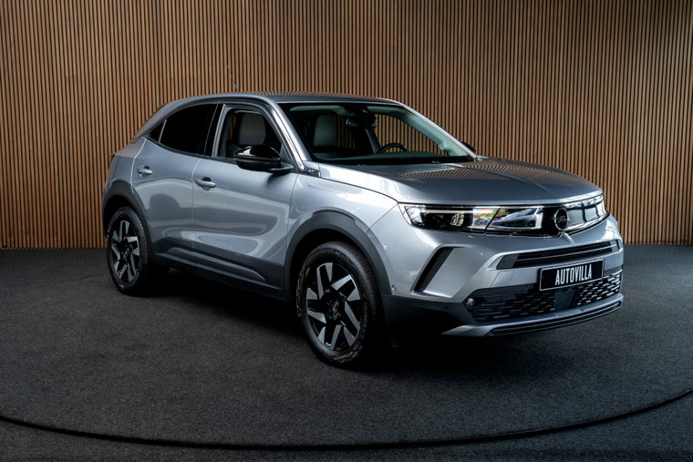 Vehicle Image 8