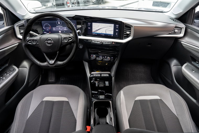 Vehicle Image 10