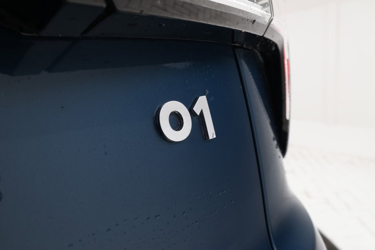 Vehicle Image 13
