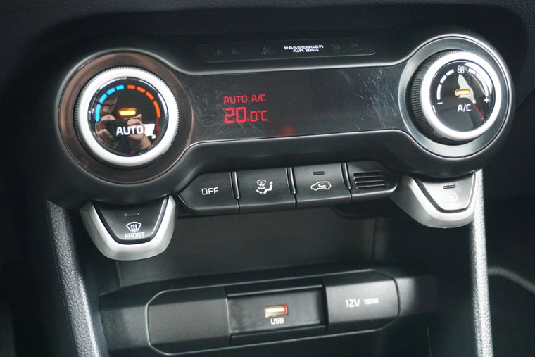 Vehicle Image 34