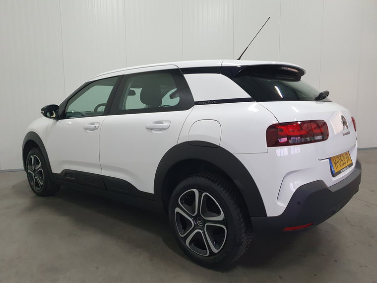 Vehicle Image 17