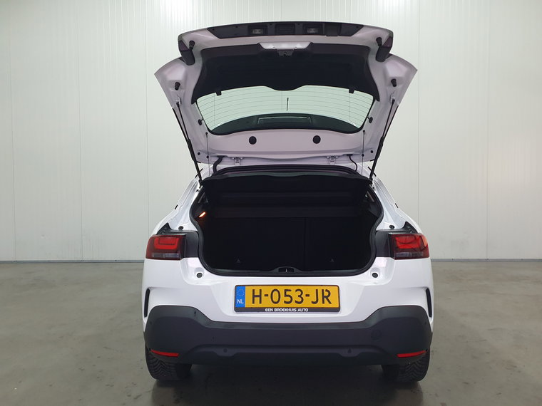 Vehicle Image 28