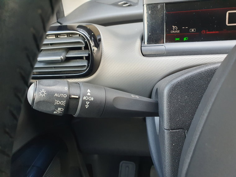 Vehicle Image 39