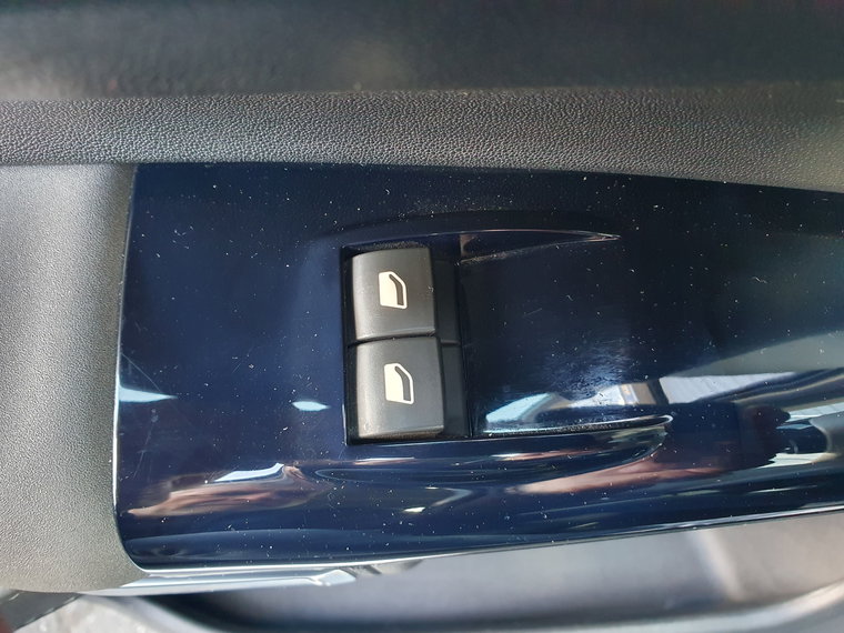 Vehicle Image 41