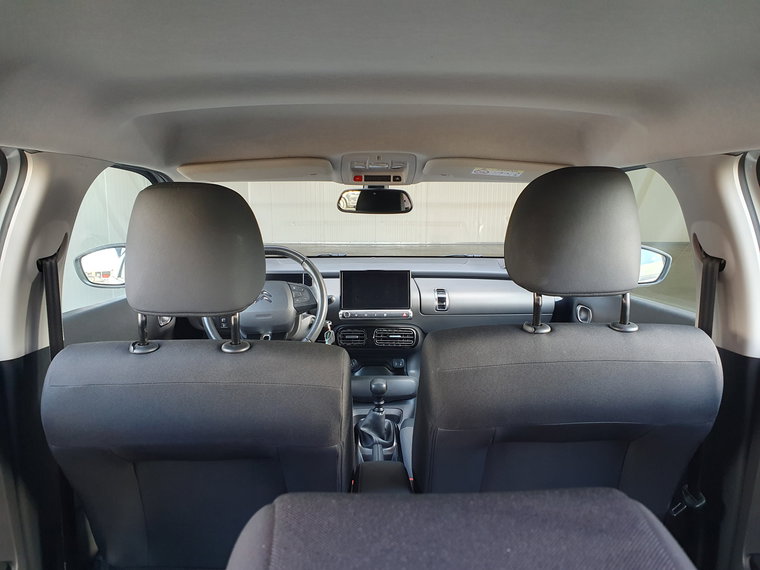 Vehicle Image 47
