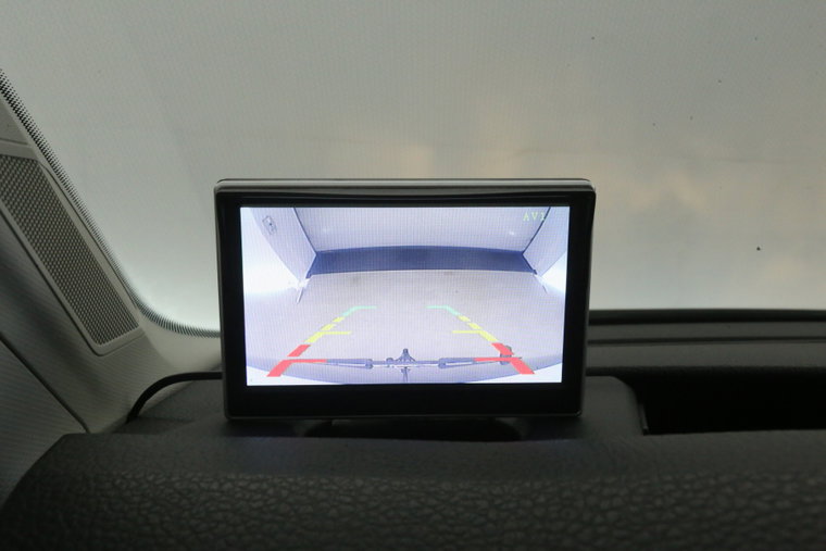 Vehicle Image 12