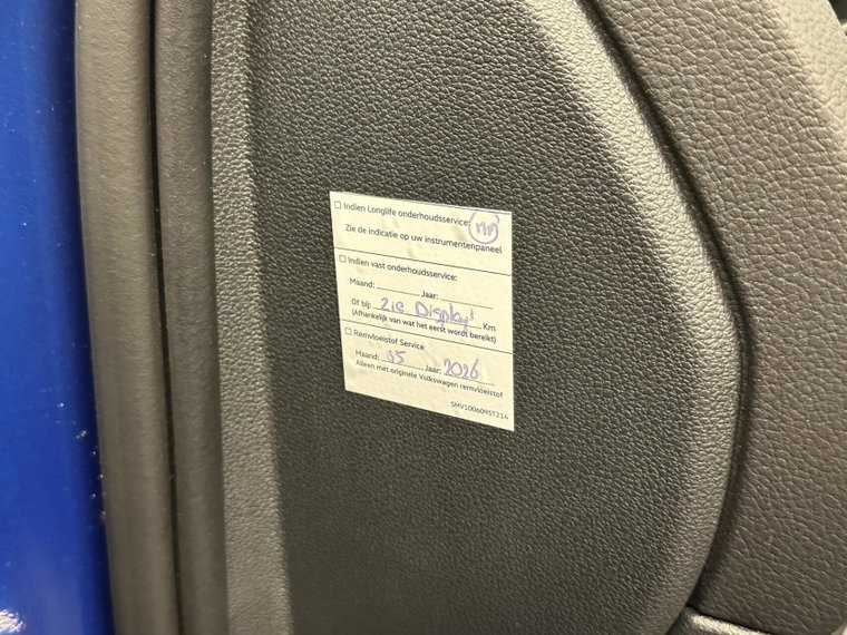 Vehicle Image 35