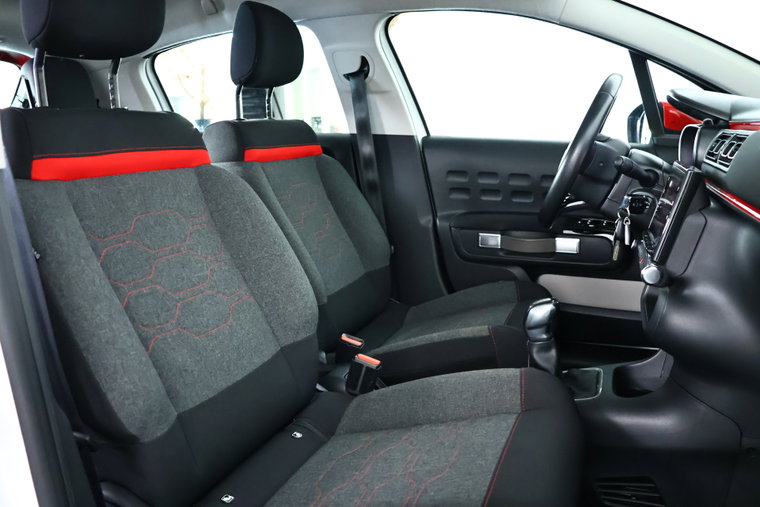 Vehicle Image 14