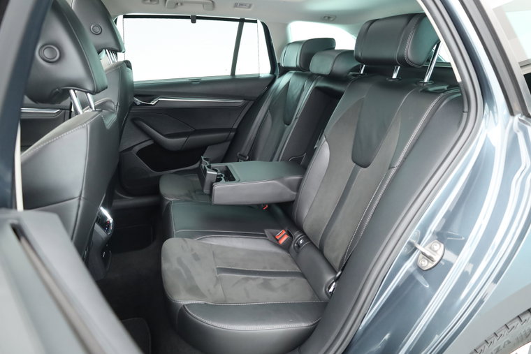 Vehicle Image 40