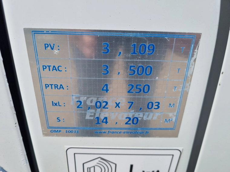 Vehicle Image 20