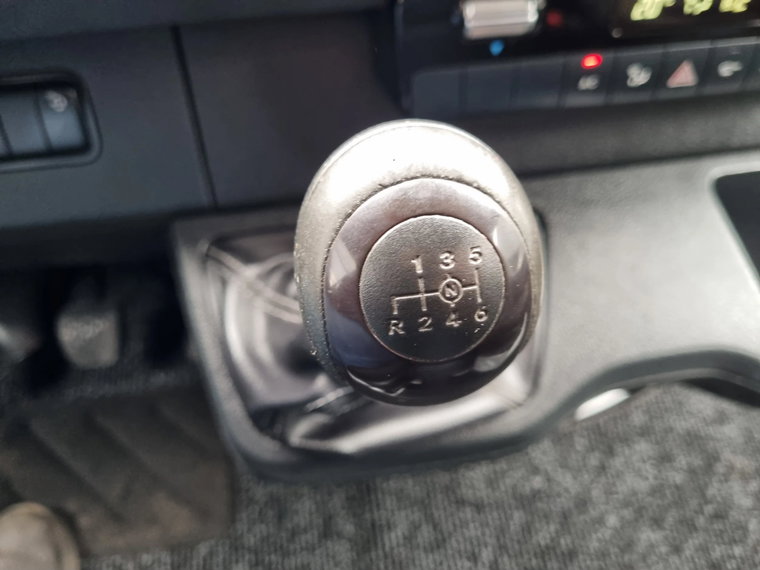 Vehicle Image 33