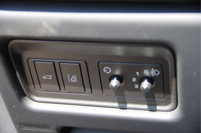 Vehicle Image 30