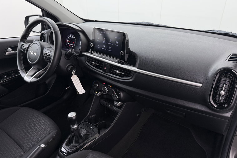 Vehicle Image 15
