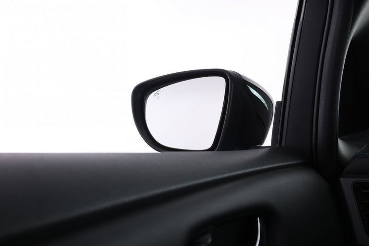 Vehicle Image 23