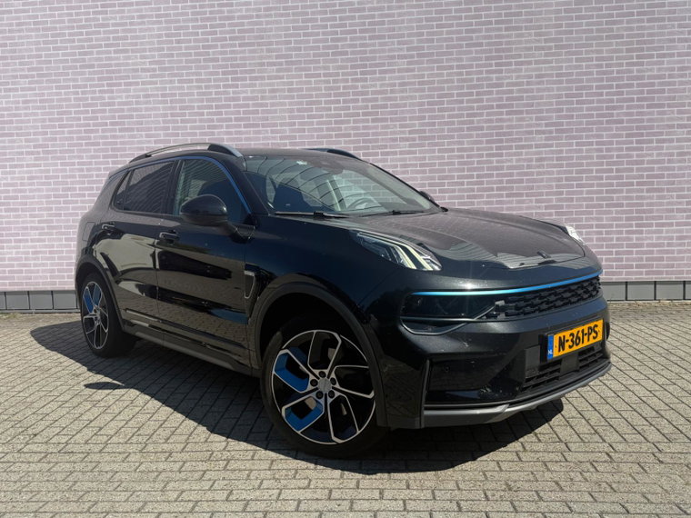 Vehicle Image 3