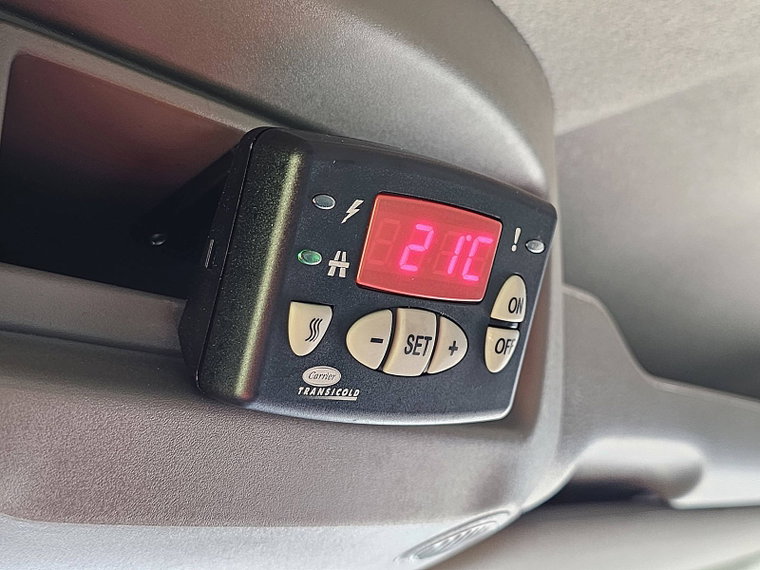 Vehicle Image 13