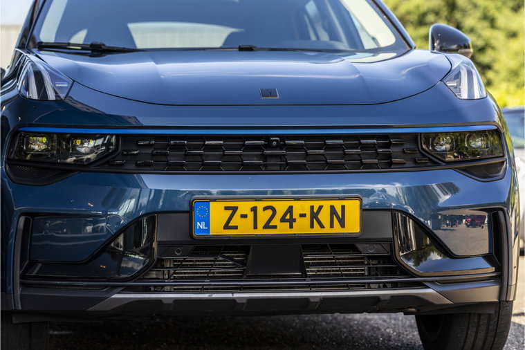 Vehicle Image 12