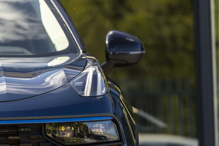 Vehicle Image 4