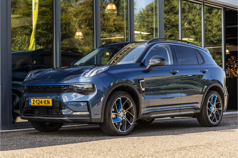 Vehicle Image 10