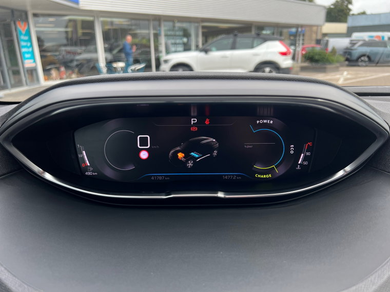 Vehicle Image 14