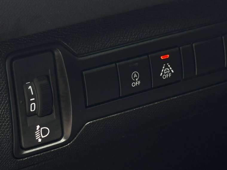 Vehicle Image 26