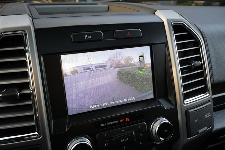 Vehicle Image 35