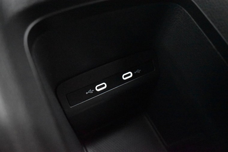 Vehicle Image 39