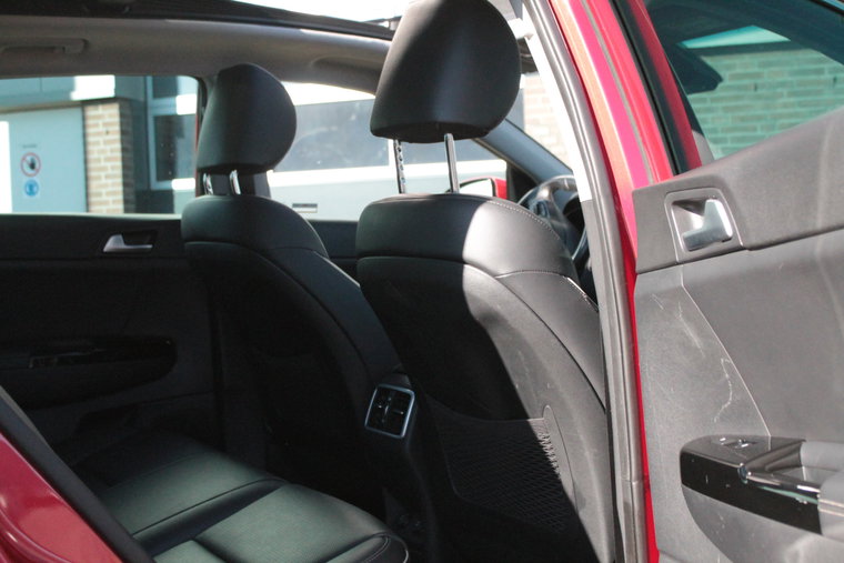 Vehicle Image 10