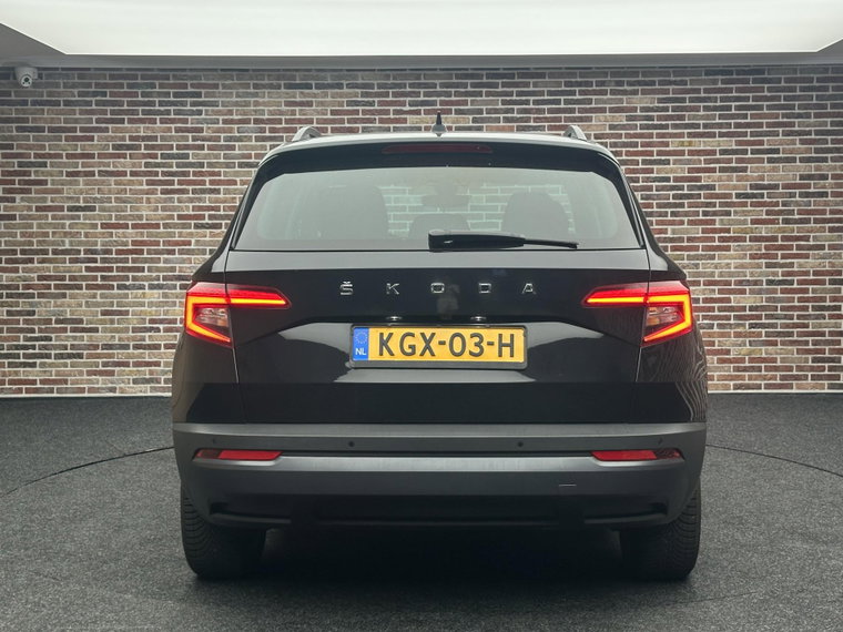 Vehicle Image 32