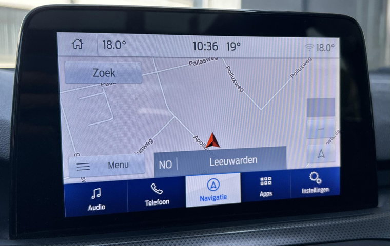 Vehicle Image 19