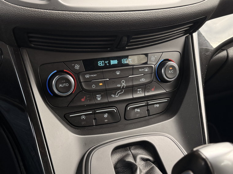 Vehicle Image 32