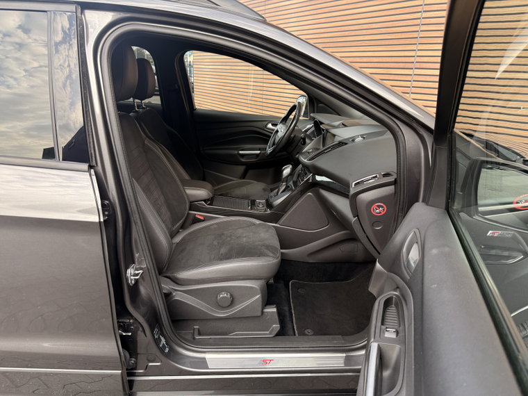 Vehicle Image 38
