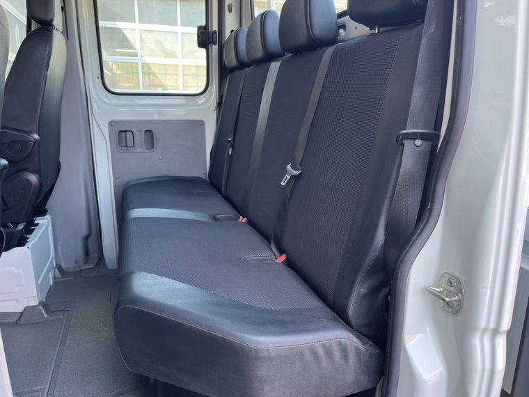 Vehicle Image 33