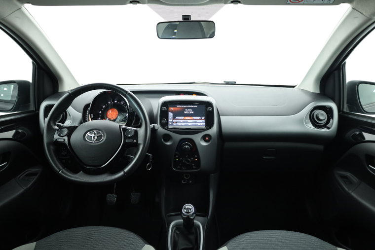 Vehicle Image 7