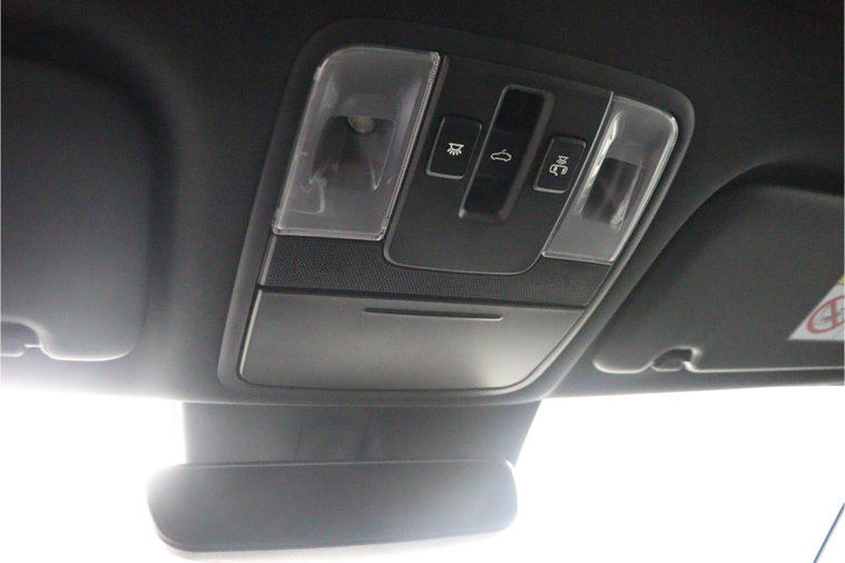 Vehicle Image 36