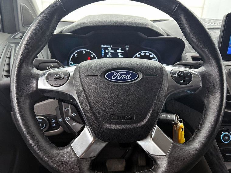 Vehicle Image 34