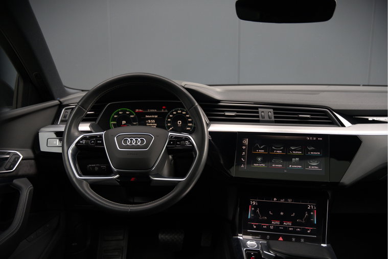 Vehicle Image 41