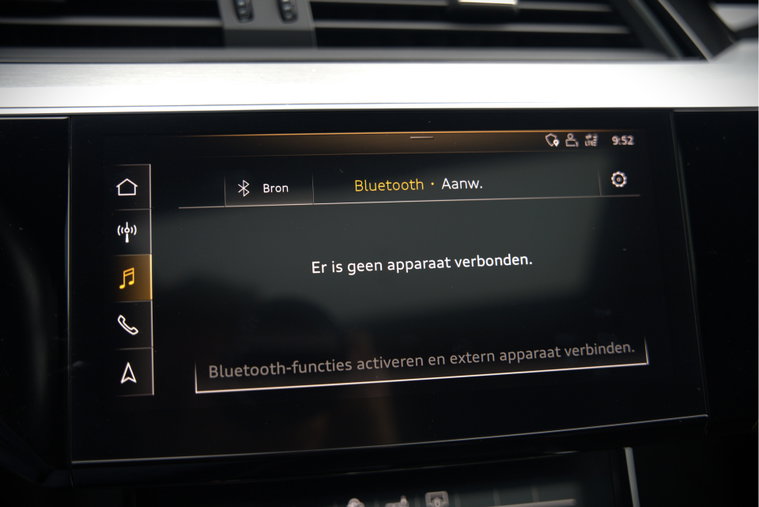 Vehicle Image 45