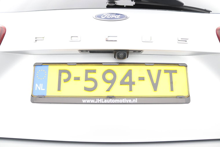 Vehicle Image 40