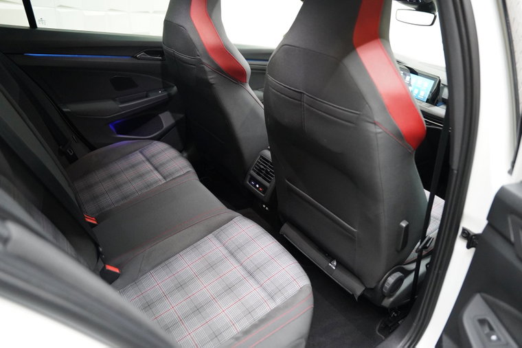 Vehicle Image 40