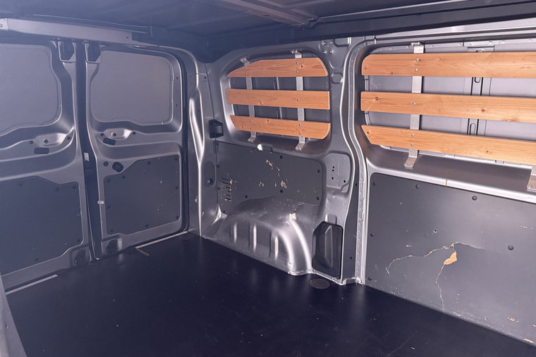 Vehicle Image 14