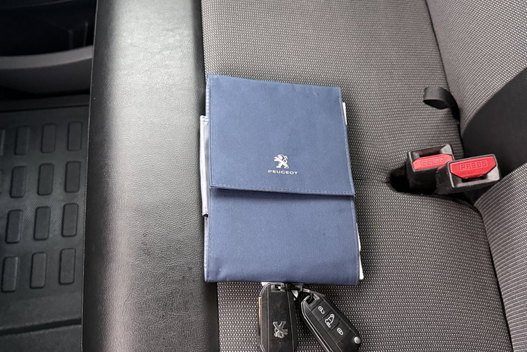 Vehicle Image 31