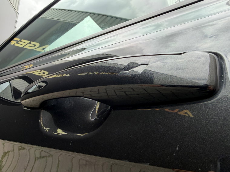 Vehicle Image 33