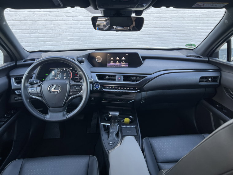 Vehicle Image 19