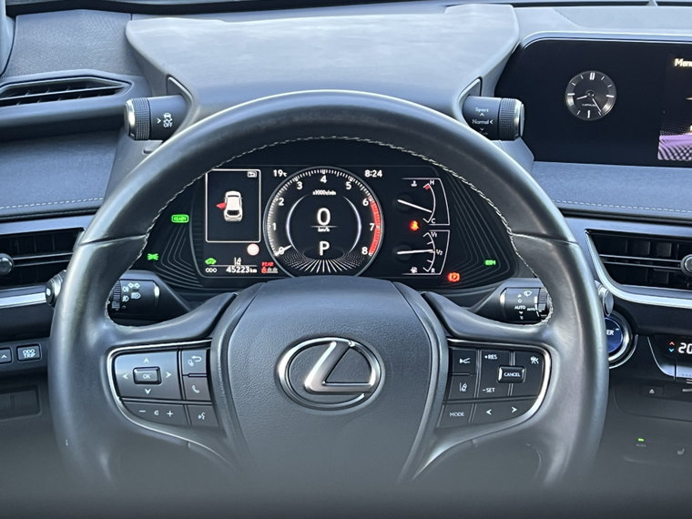 Vehicle Image 11