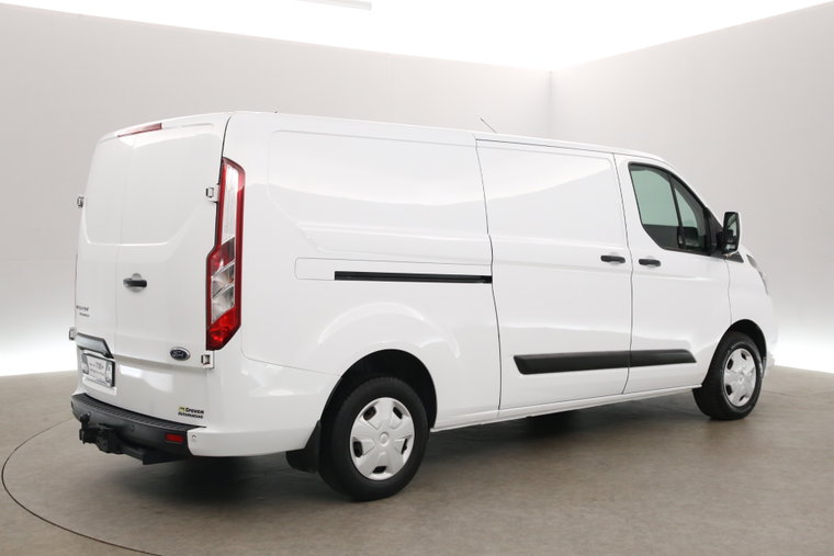 Vehicle Image 28