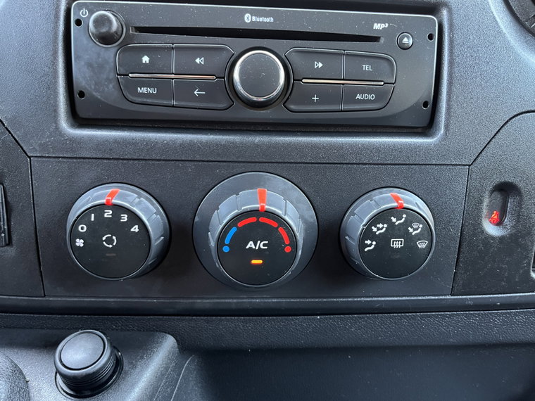 Vehicle Image 42
