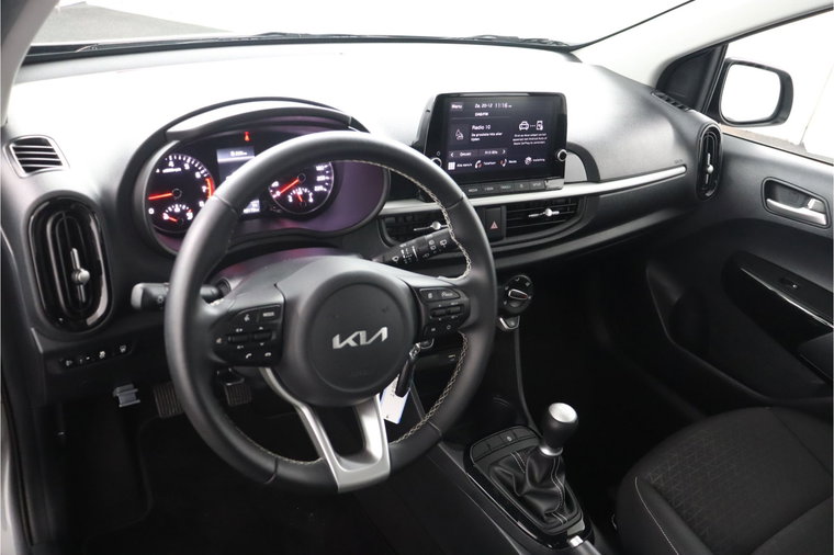 Vehicle Image 18