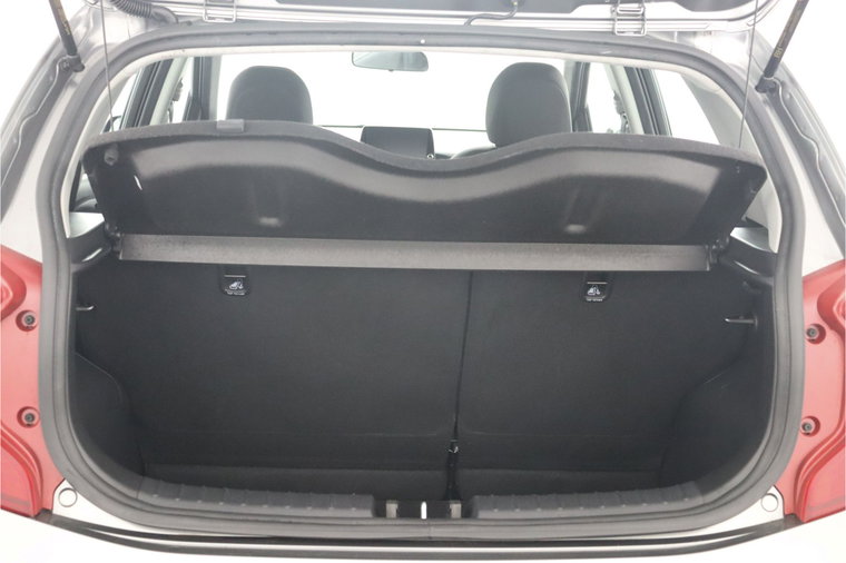Vehicle Image 35
