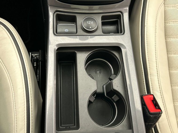 Vehicle Image 35
